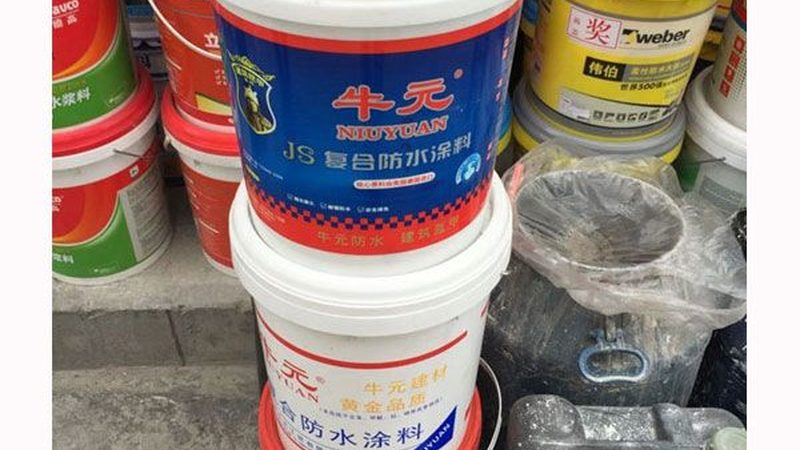 选择保温材料的规格，需要考虑以下因素：
